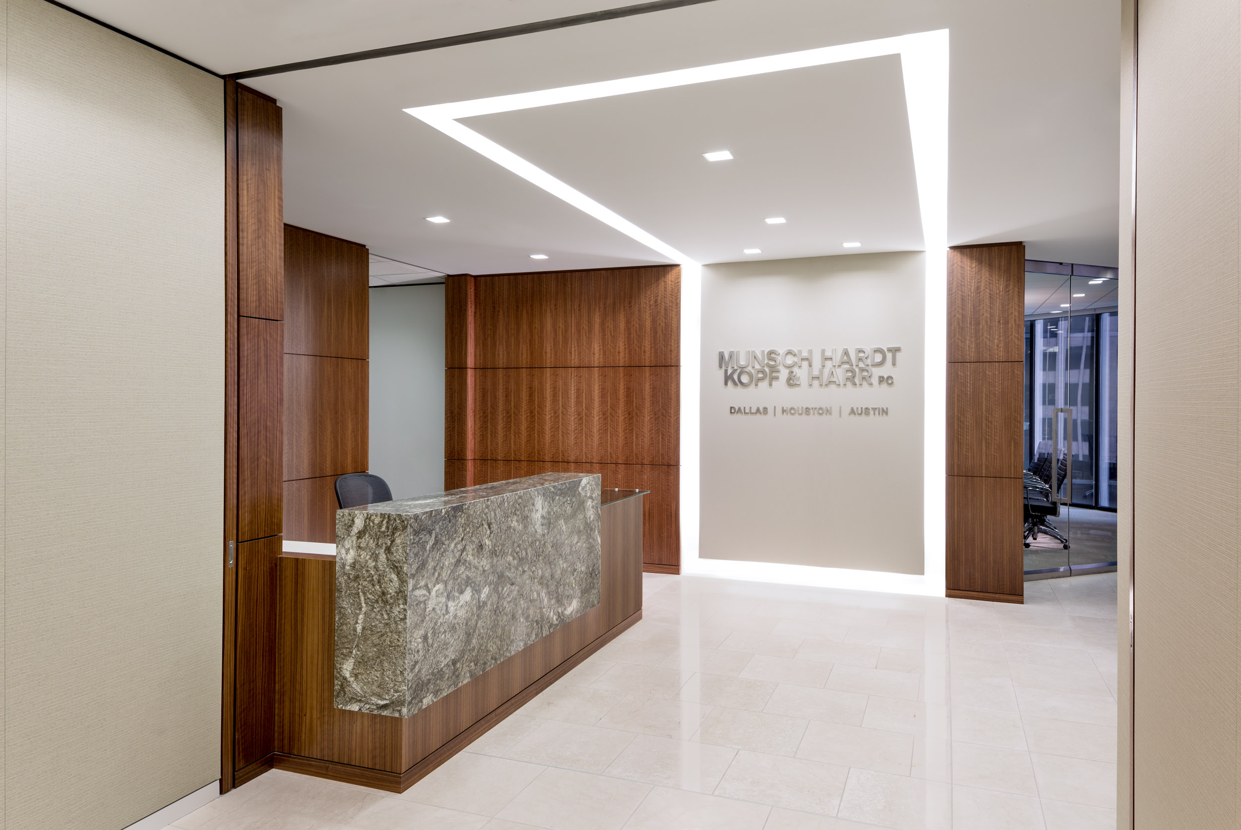 Munsch Hardt Kopf & Harr, P.C Dallas, TX Office