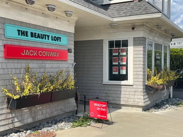 Boston Dog Lawyers Swampscott,  Office