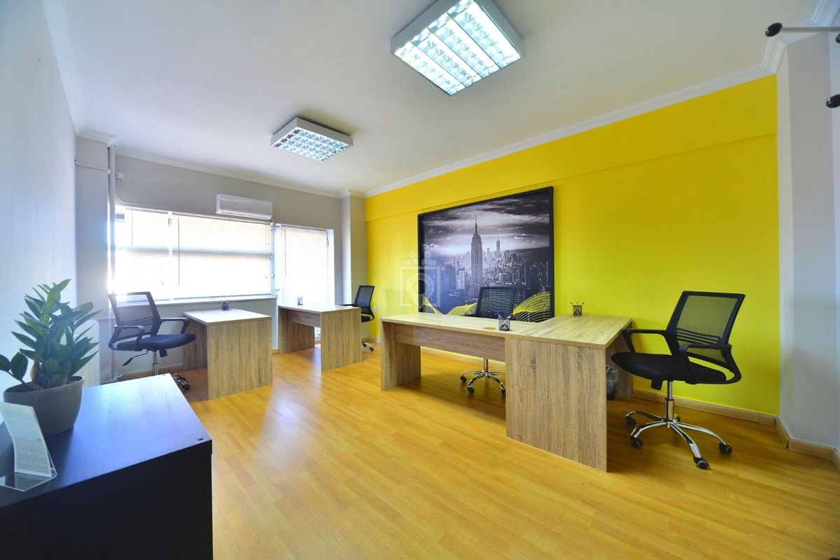 Penningtons Manches Cooper LLP Piraeus, Greece Office