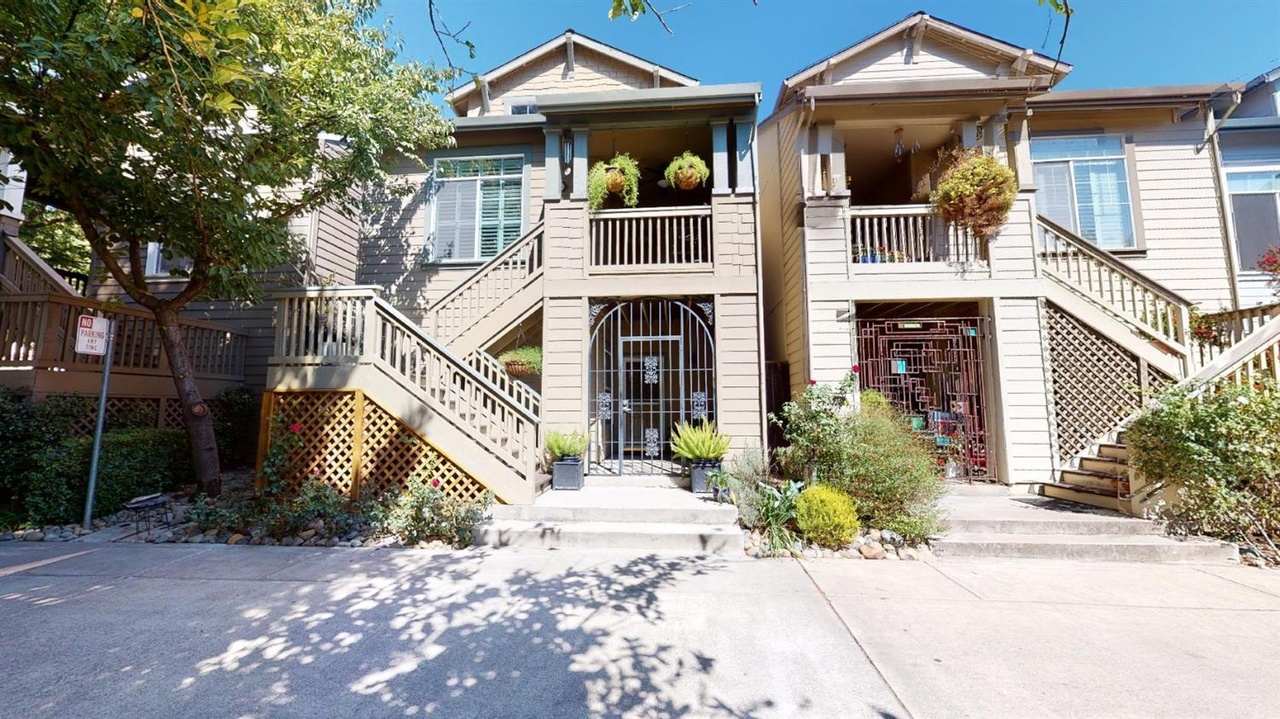 ADAMS ESQ Sacramento,  Office