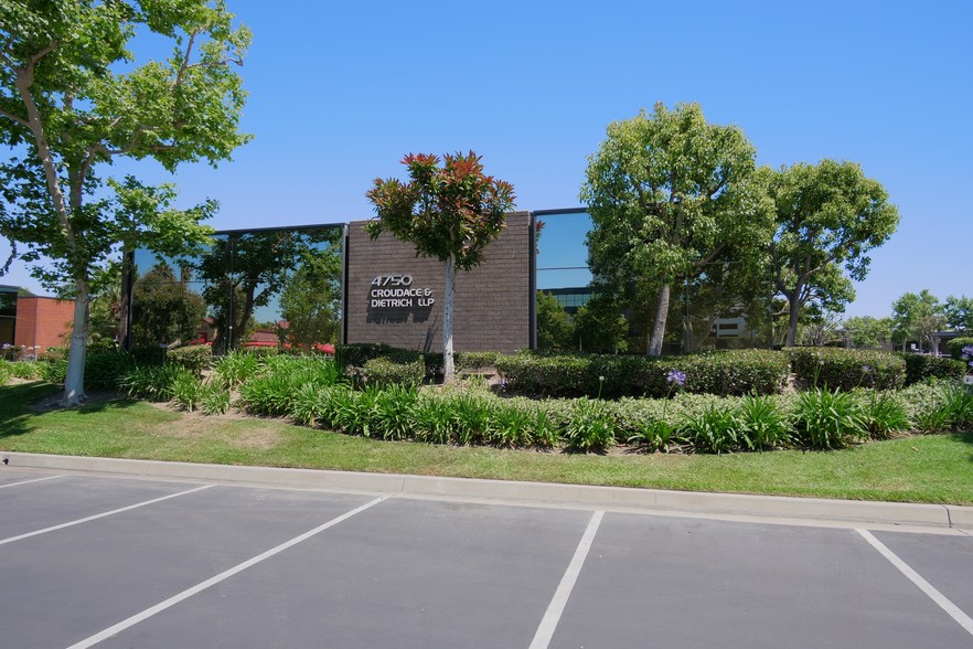 One LLP Newport Beach, CA Office