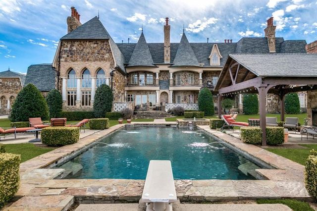 Early Law Firm Colleyville,  Office