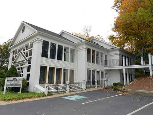 Henry and Giardina, LLP Woodbury,  Office