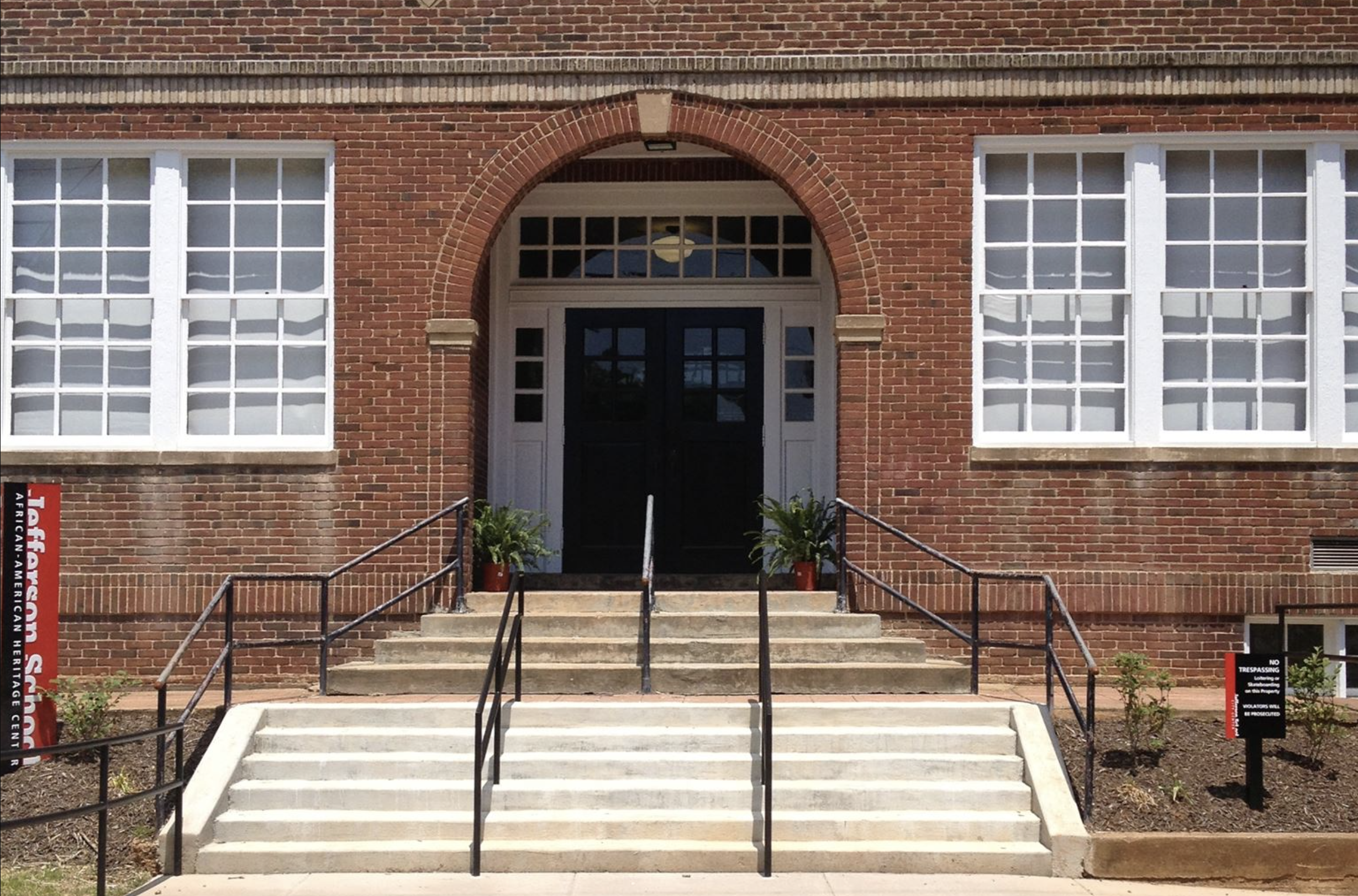 Stone & Woodrow LLP Charlottesville,  Office