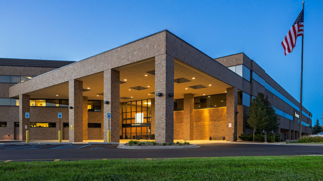 Dhade & Associates, PC West Bloomfield,  Office