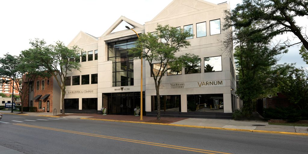 Varnum LLP Birmingham, MI Office