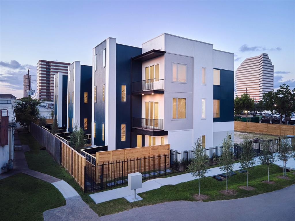 Reina & Associates Houston, TX Office