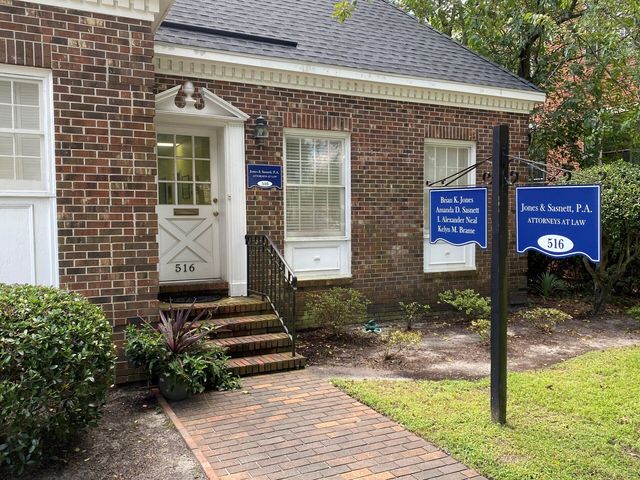 Jones & Sasnett, P.A Washington,  Office