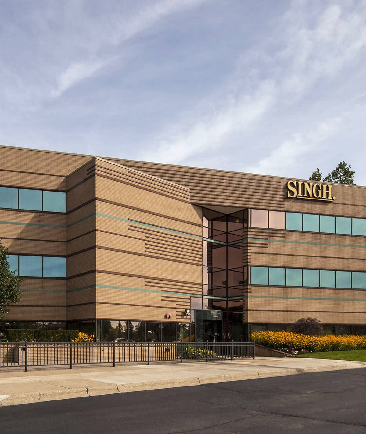 Dhade & Associates, PC West Bloomfield,  Office