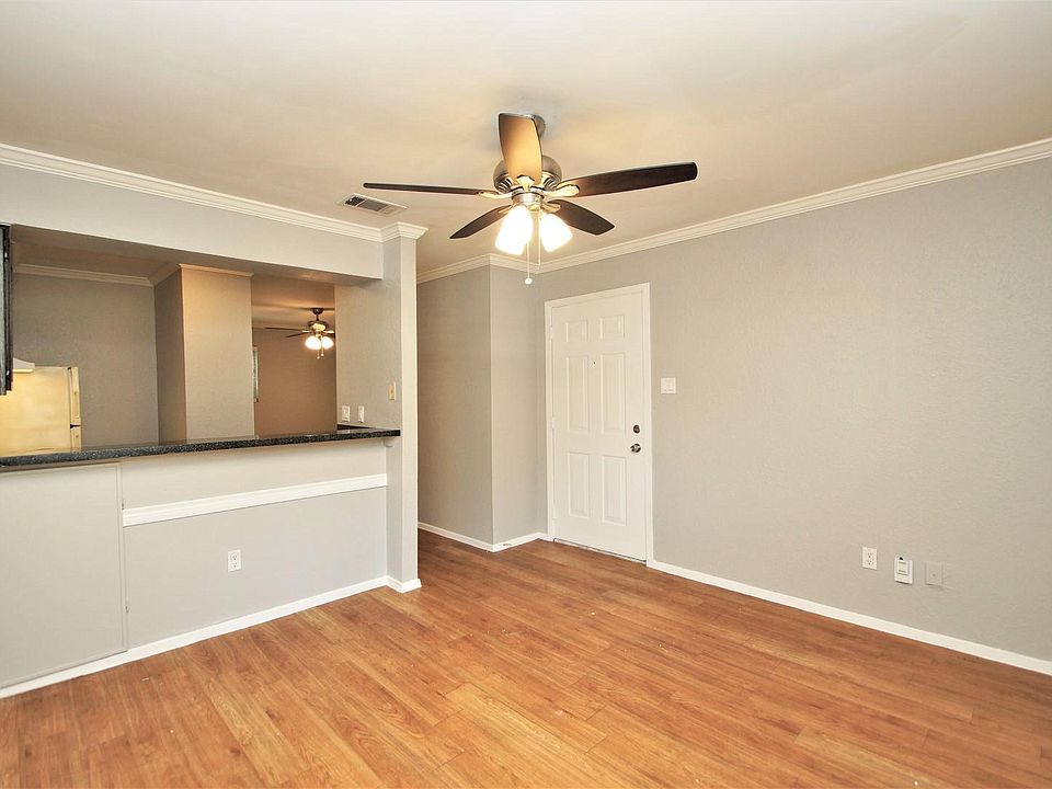 Barton Law Group Dix Hills,  Office