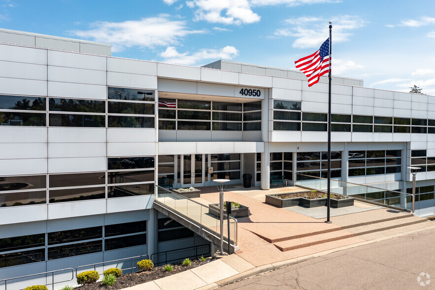 LoPrete & Lyneis, P.C Bloomfield Hills,  Office