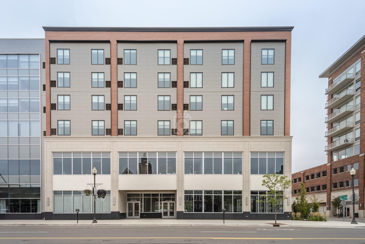 Seward Henderson PLLC Royal Oak,  Office