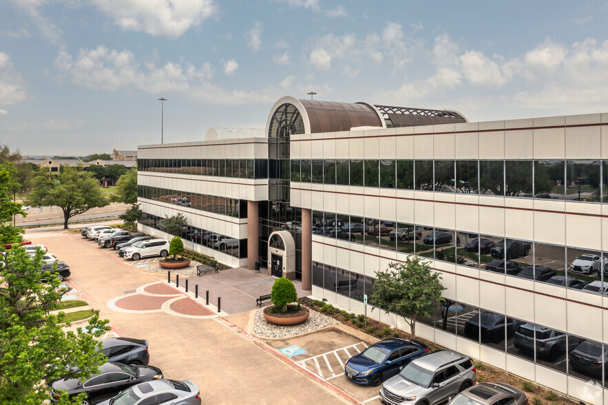 Cokinos | Young Irving, TX Office