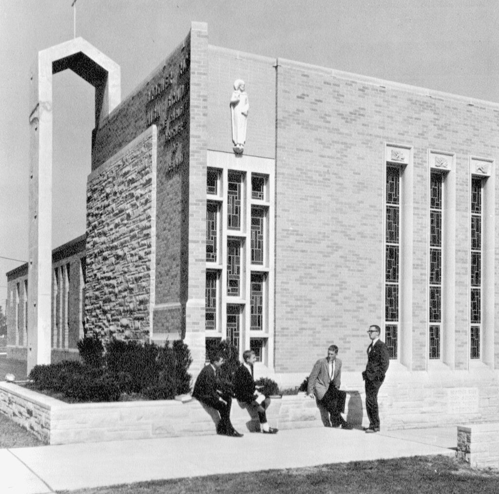 The Law Firm of Hauer & Snover Bloomfield Hills, MI Office