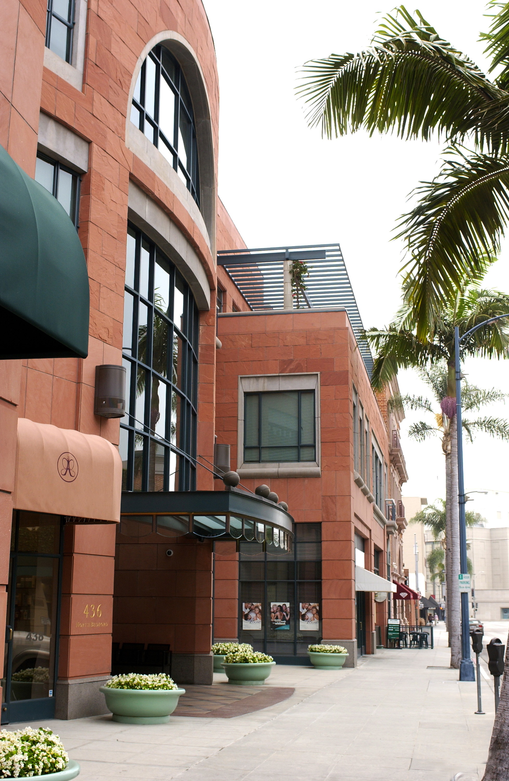 IPLS Beverly Hills,  Office