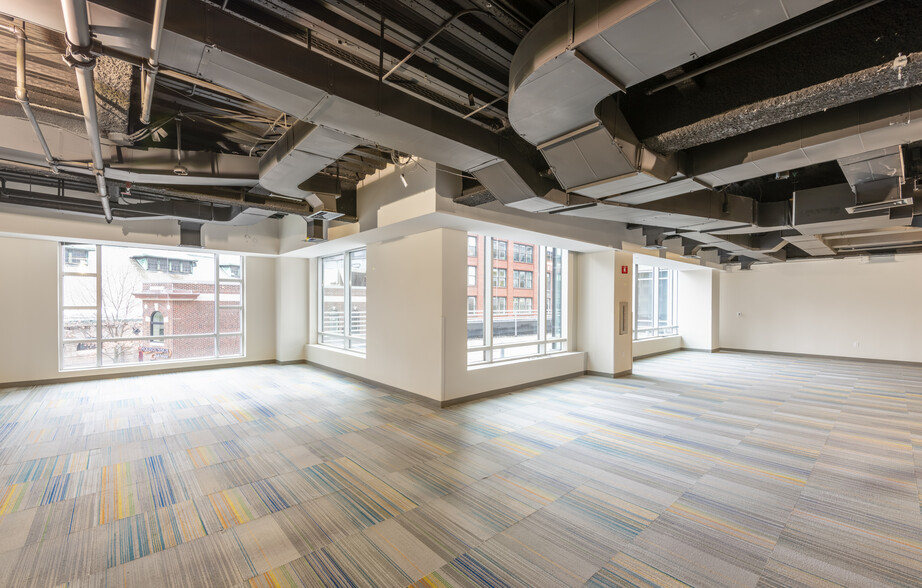 Holland & Knight LLP Boston, MA Office