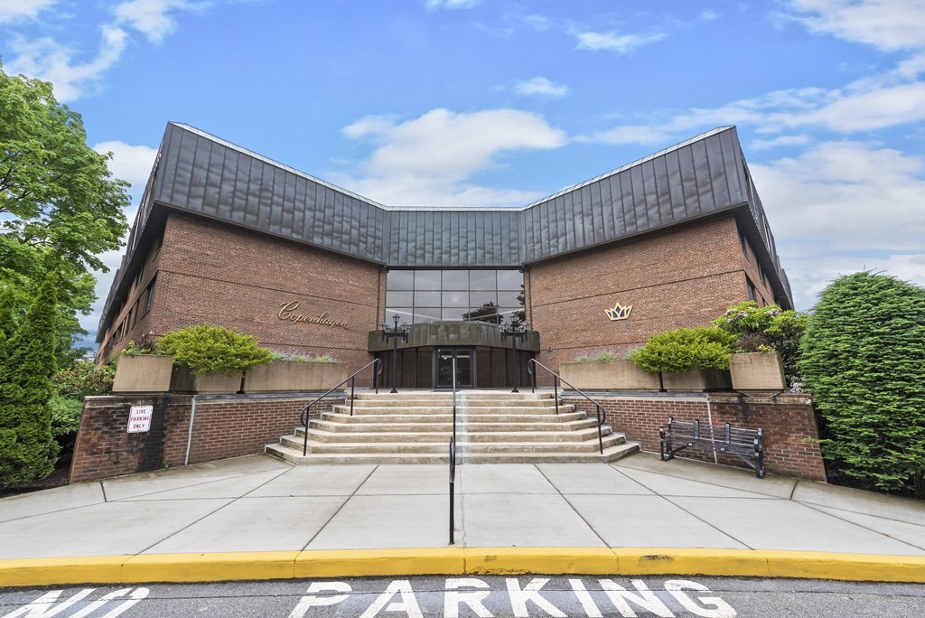 Boston Dog Lawyers Swampscott,  Office