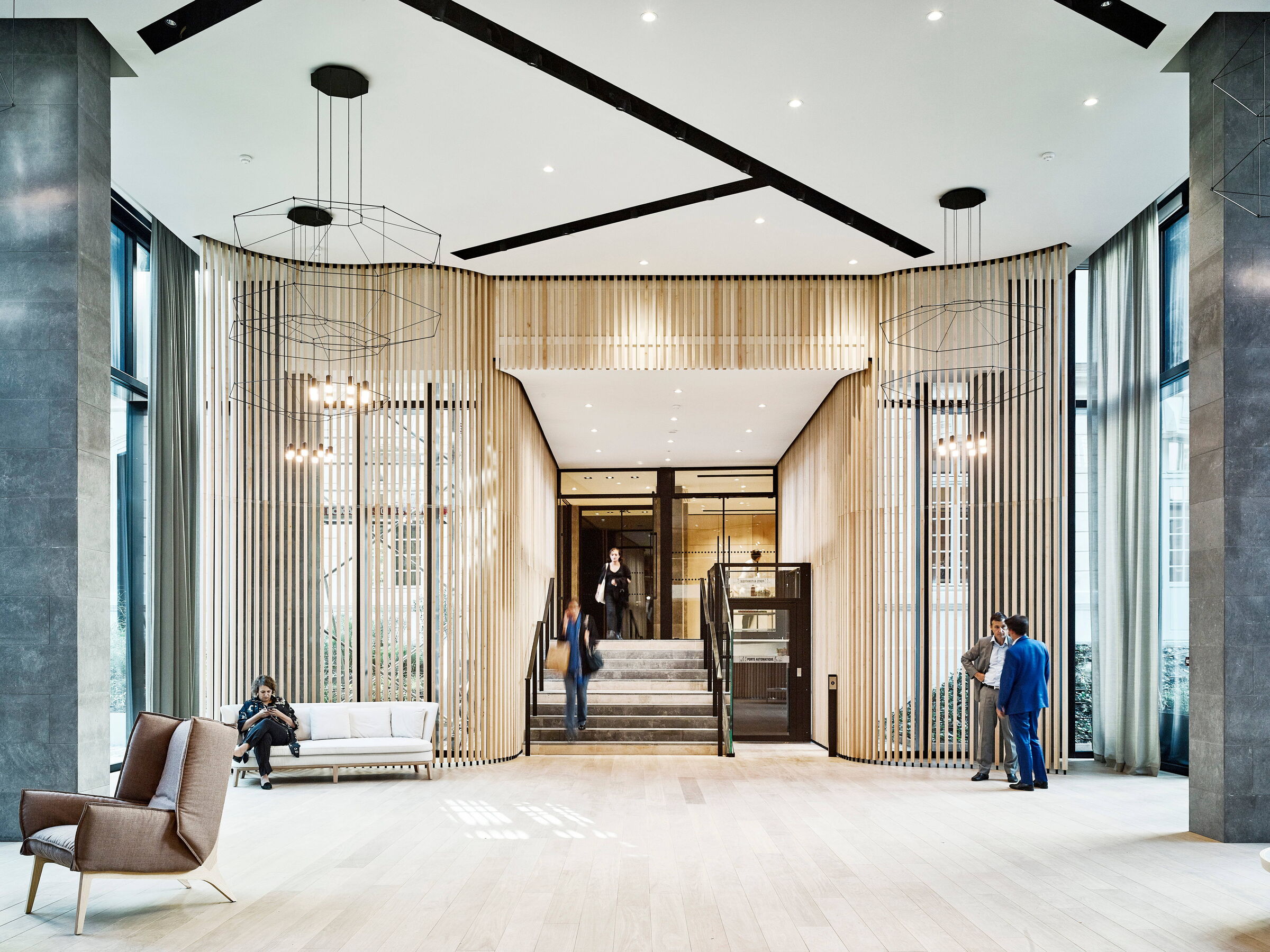 Gide Loyrette Nouel 7,  Office