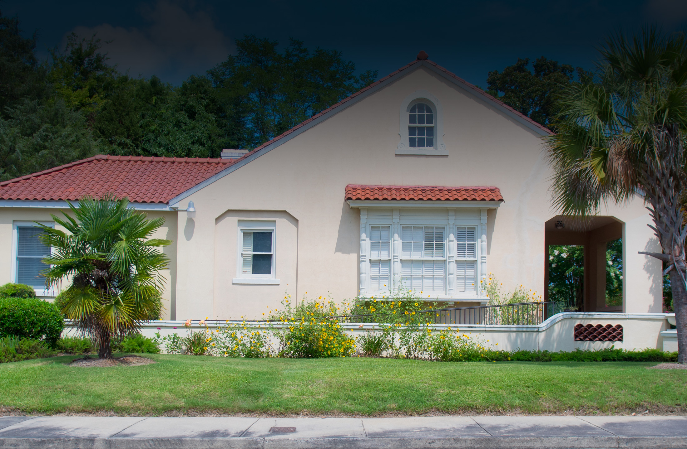Macon lawyer Reza Sedghi Macon,  Office