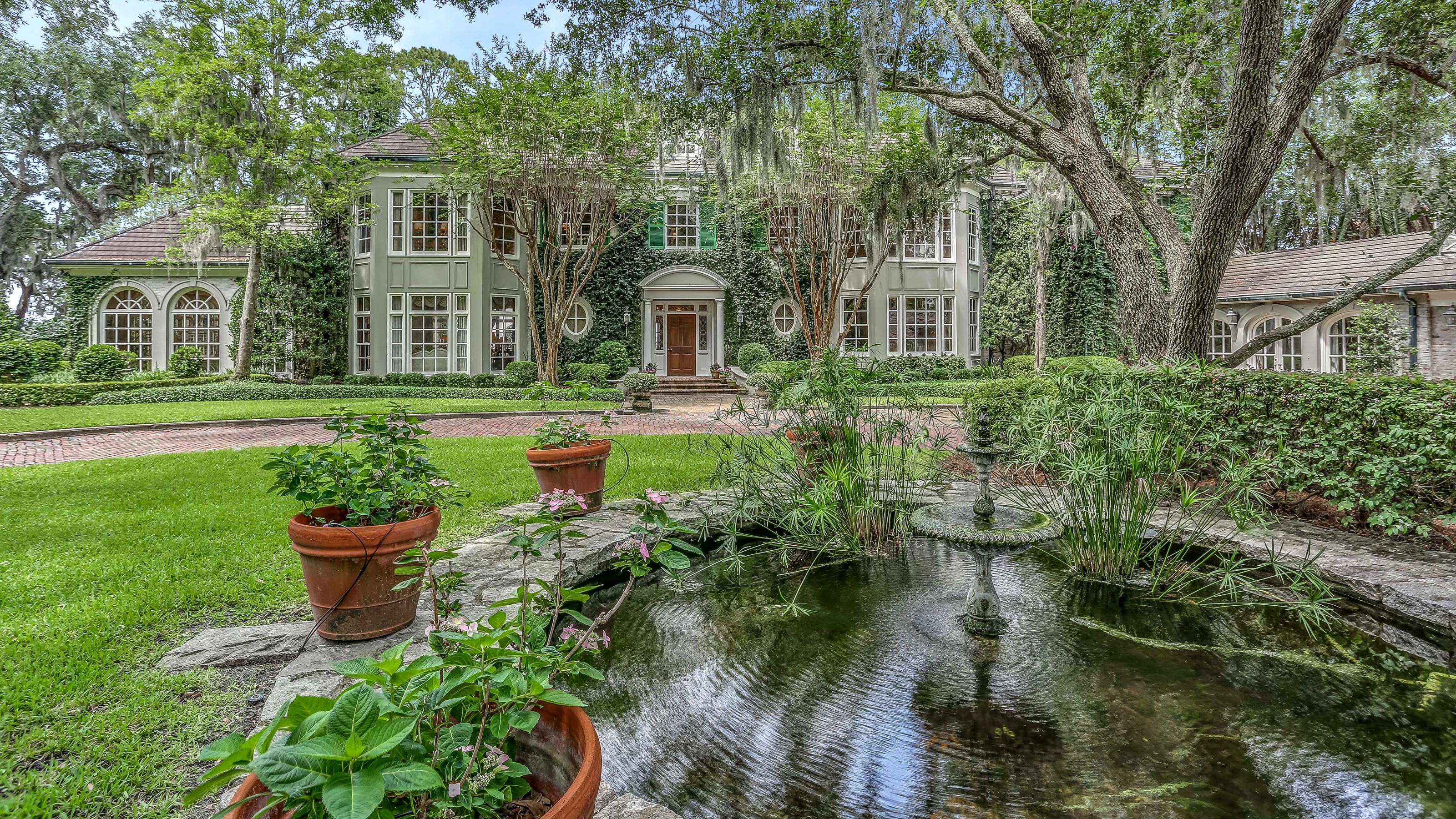 Bennett, Jacobs & Adams, PA Jacksonville, FL Office