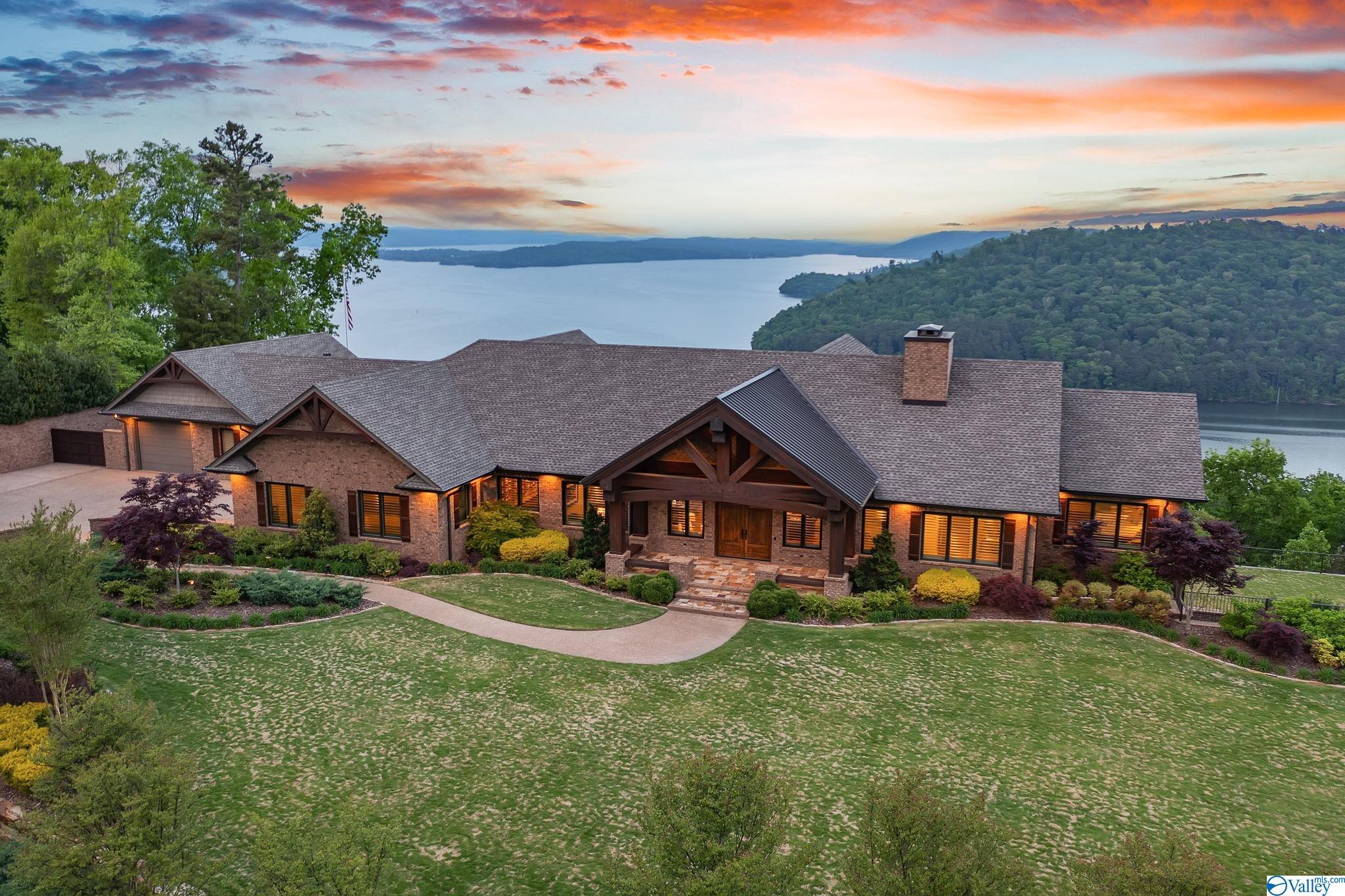 Markow Walker, P.A Guntersville, AL Office