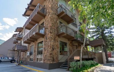 Praxidice PC Aspen,  Office