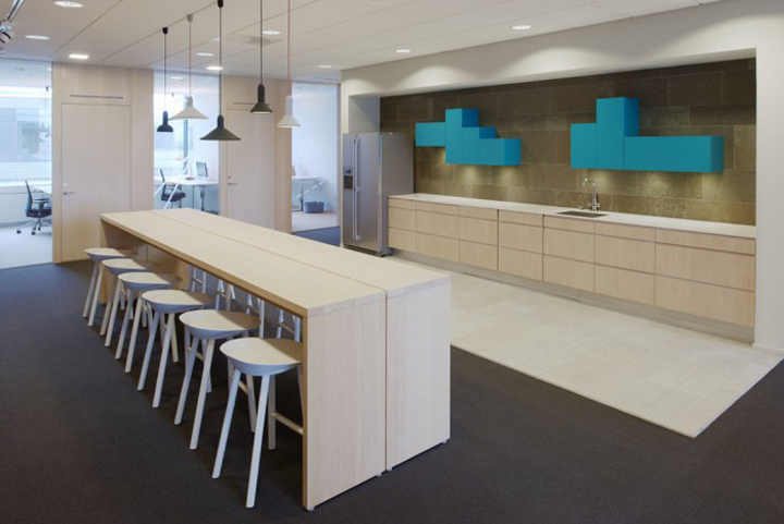 VINGE , United States Office