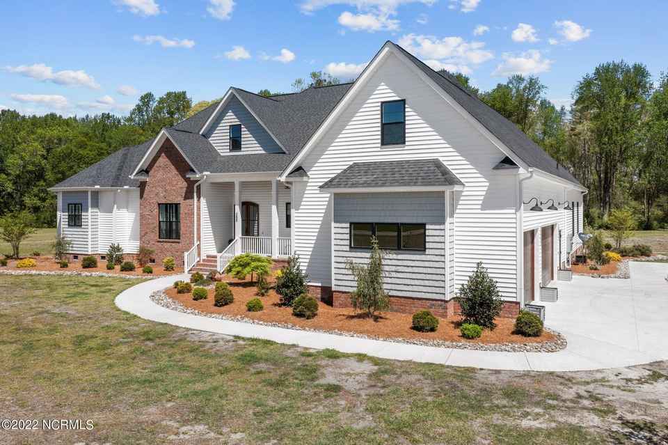 Jones & Sasnett, P.A Washington,  Office