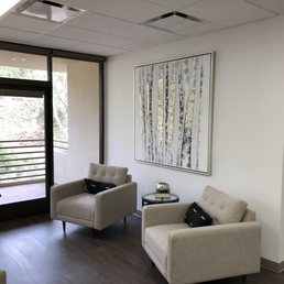 Law Offices of Stephanie L. Mahdavi Westlake Village, CA Office