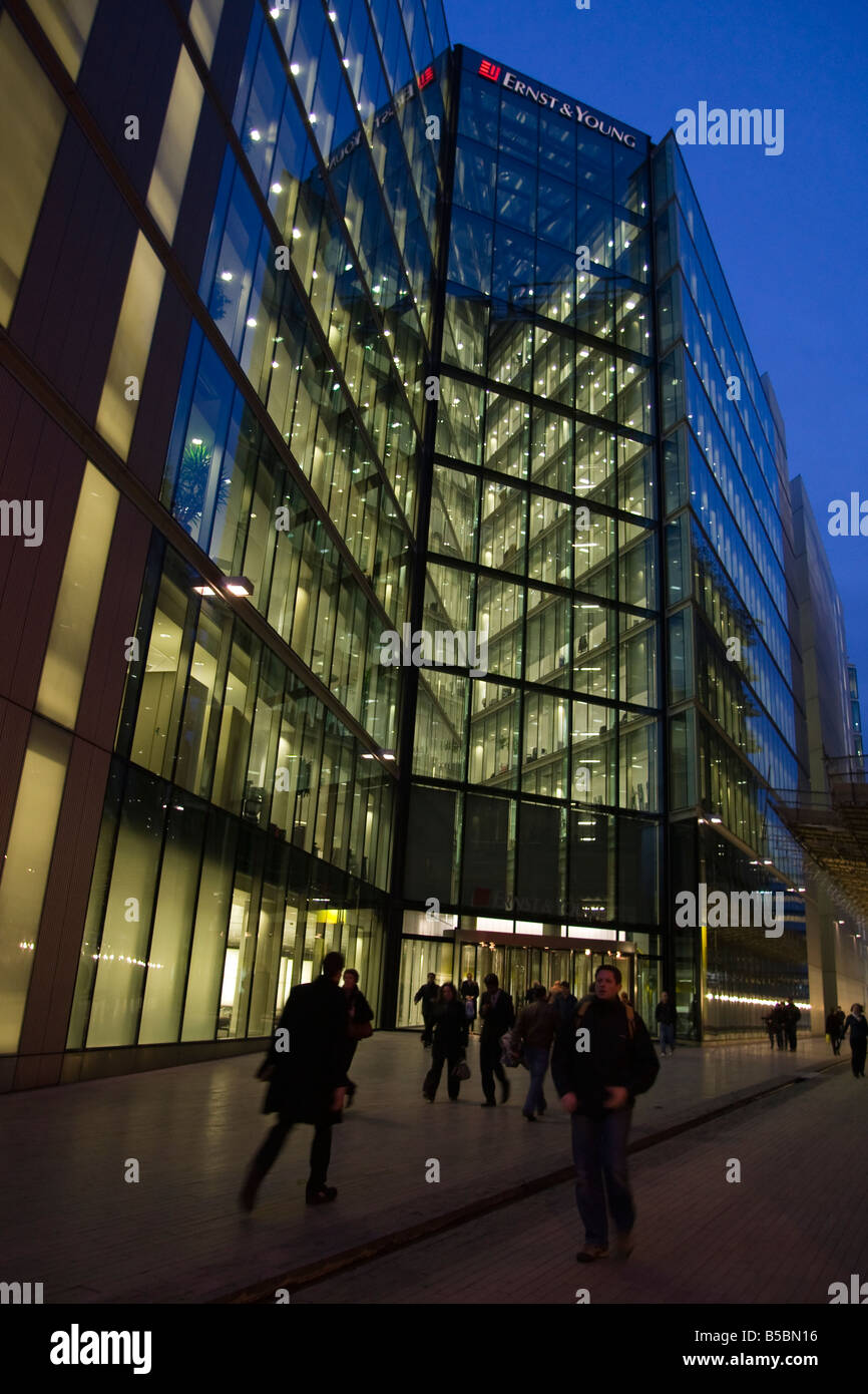 EY Law LLP London, United Kingdom Office