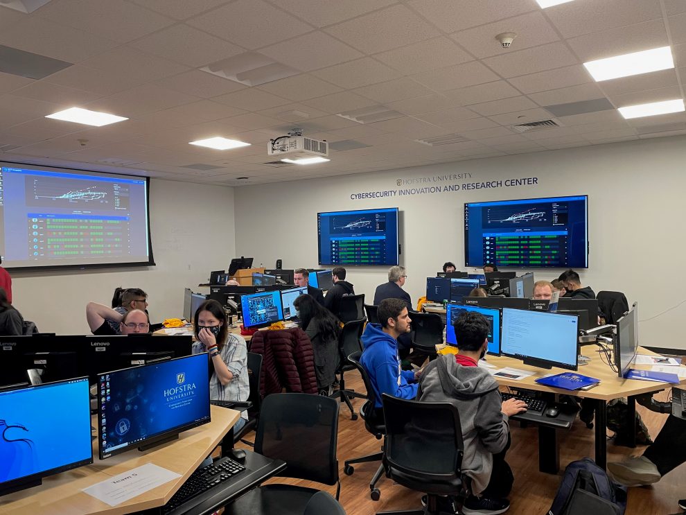 Ruskin Moscou Faltischek, P.C Long Island, United States Office