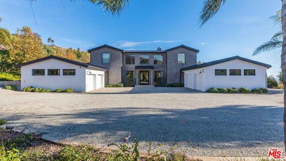 Holmes Weinberg, PC Malibu,  Office