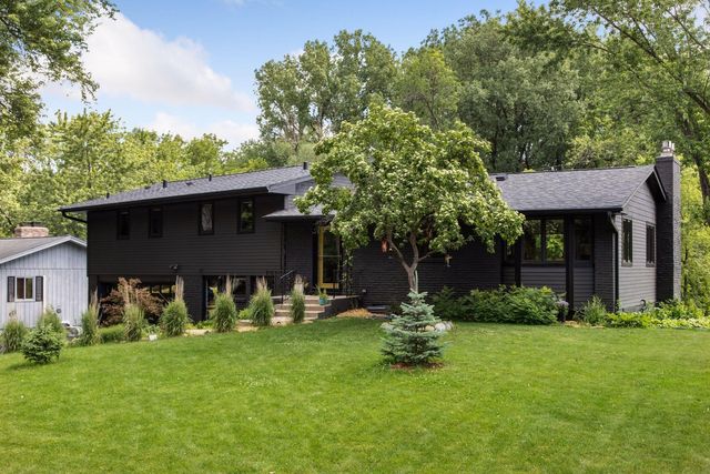 rb LEGAL, LLC Golden Valley,  Office