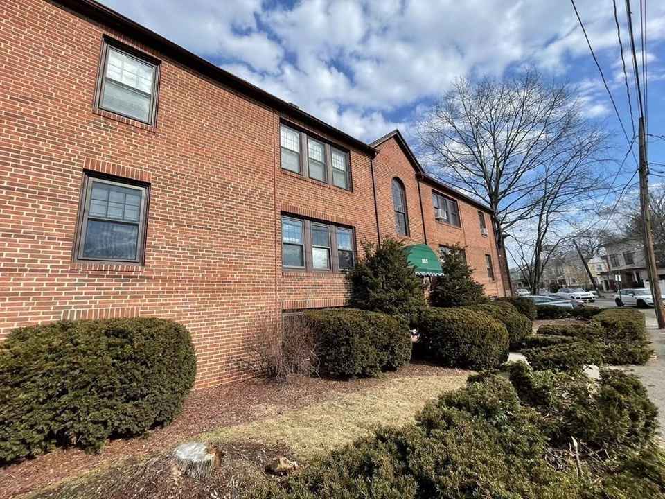 Hurwit & Associates Newton, MA Office