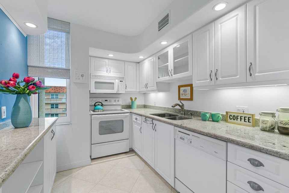 Rogers Towers, PA Boca Raton, FL Office