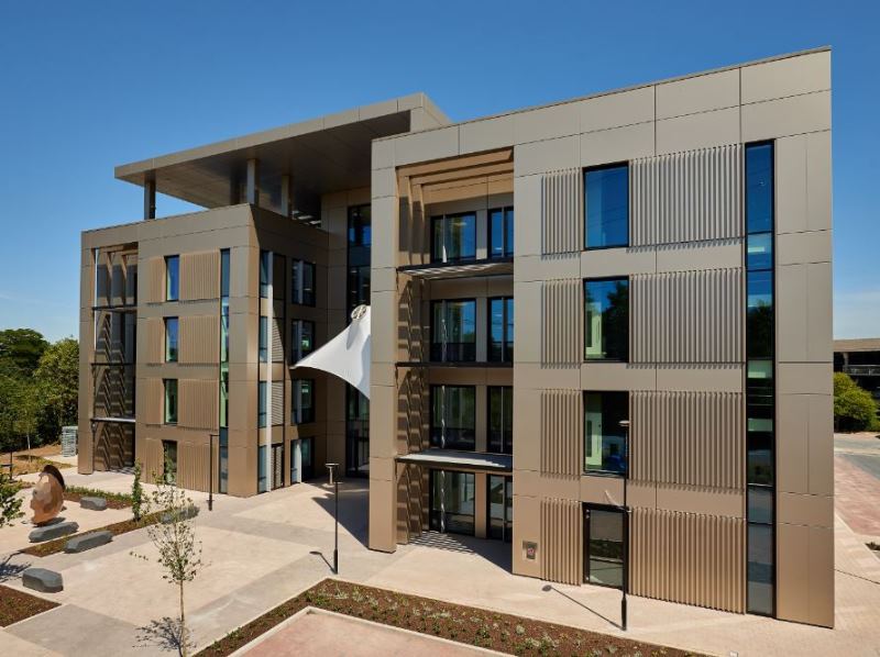 Mewburn Ellis LLP Cambridge, United Kingdom Office