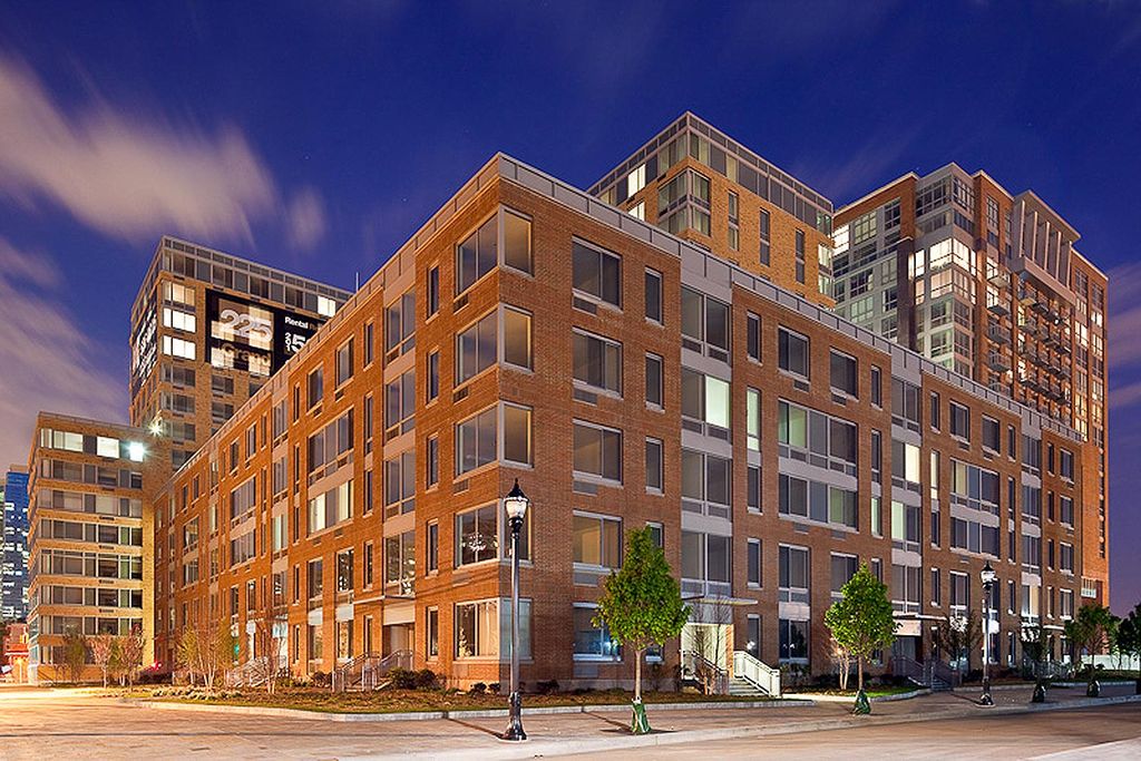 Brown, LLC Jersey City, NJ Office