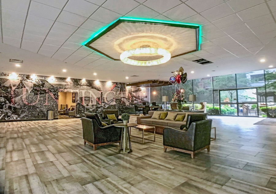 Fredeking & Biser Huntington,  Office