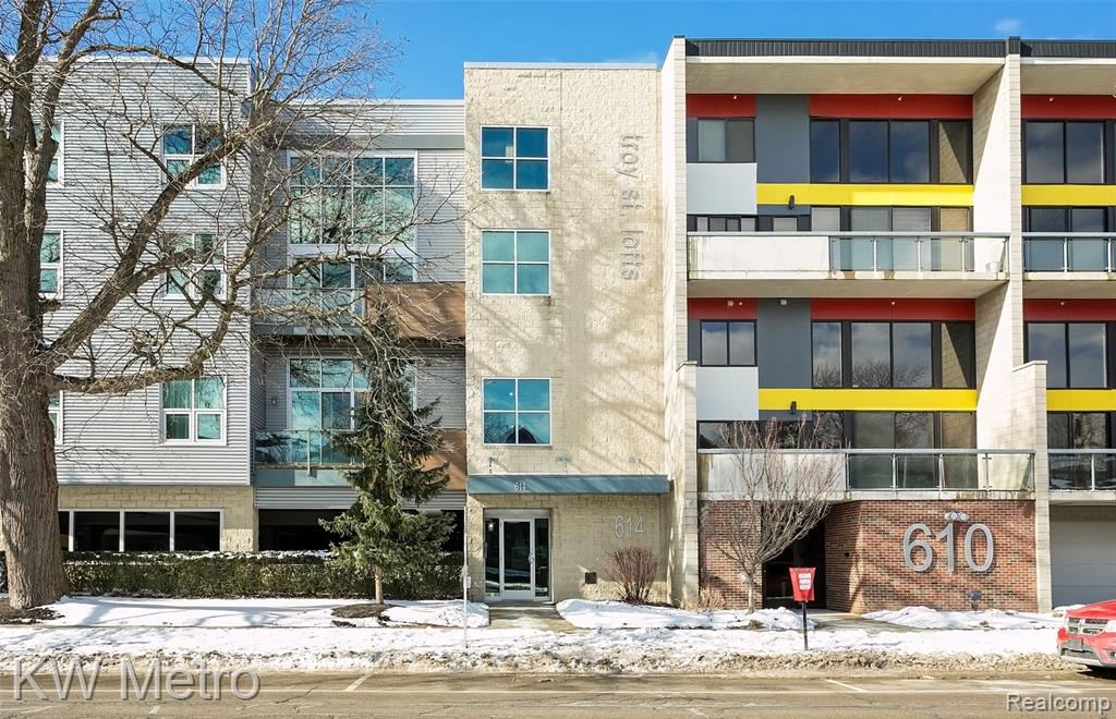 Howard & Howard Royal Oak, MI Office