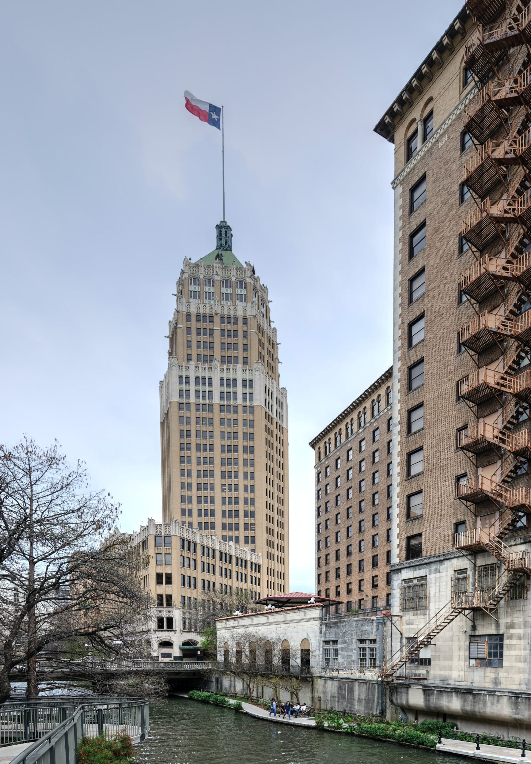 Almazan & Quintanilla San Antonio,  Office