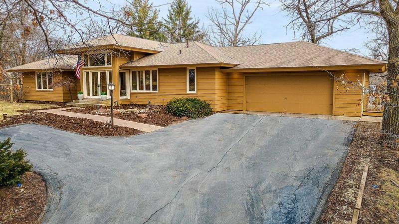 Howard Family Law, LLC Burnsville, MN Office