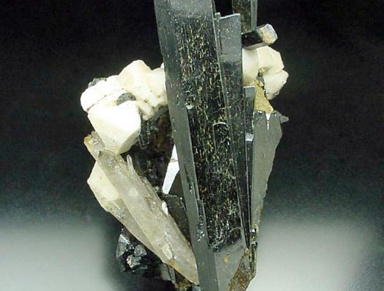 Lehman, Lee & Xu Panzhihua, China Office