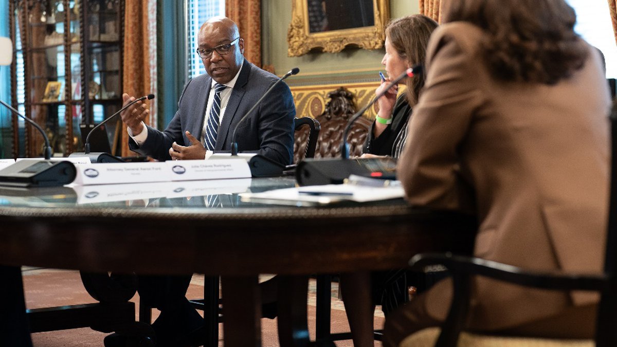 Pro Legal Care LLC Rockford,  Office